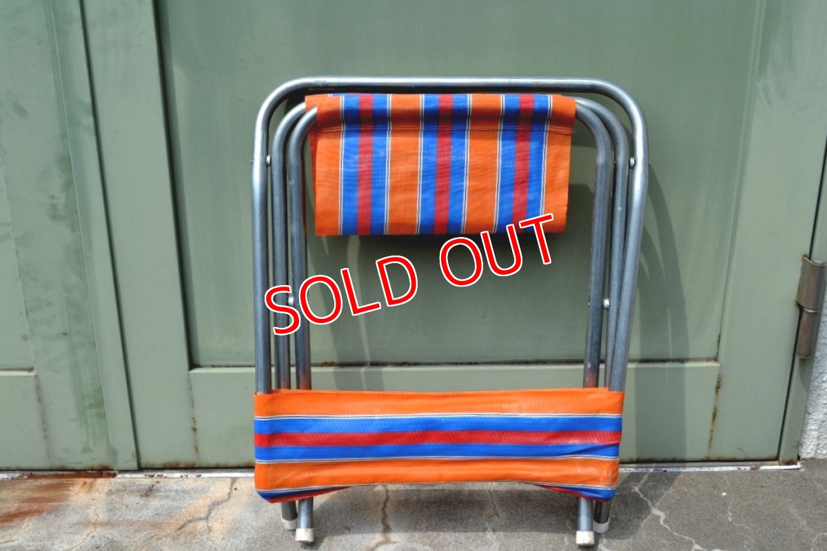 画像4: フォールディングチェア/オレンジ×ブルーストライプ (4)