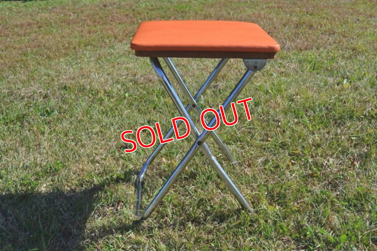 画像2: フォールディングスツール・オレンジ (2)