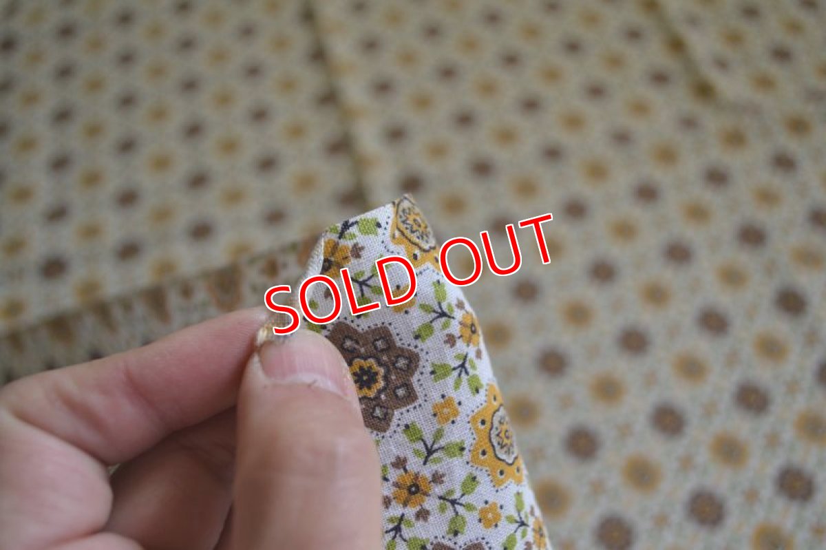 画像4: 70ｓヴィンテージ・レトロフラワー/小花ブラウン系 (4)