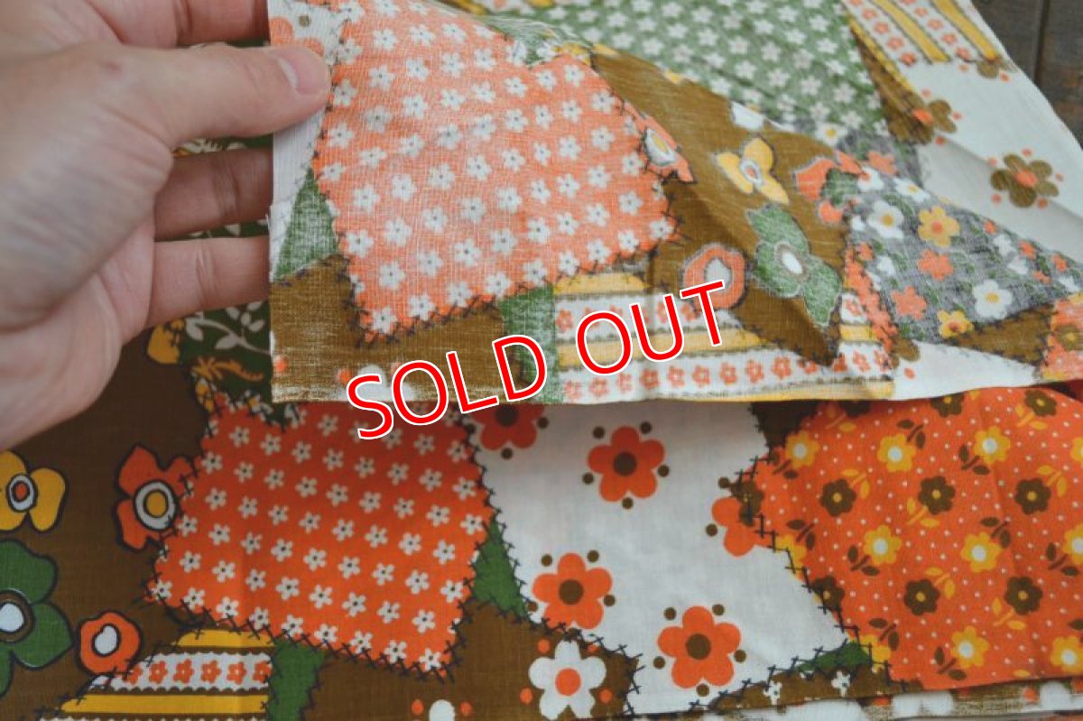 画像2: 70ｓヴィンテージ・レトロフラワー/パッチワーク柄 (2)