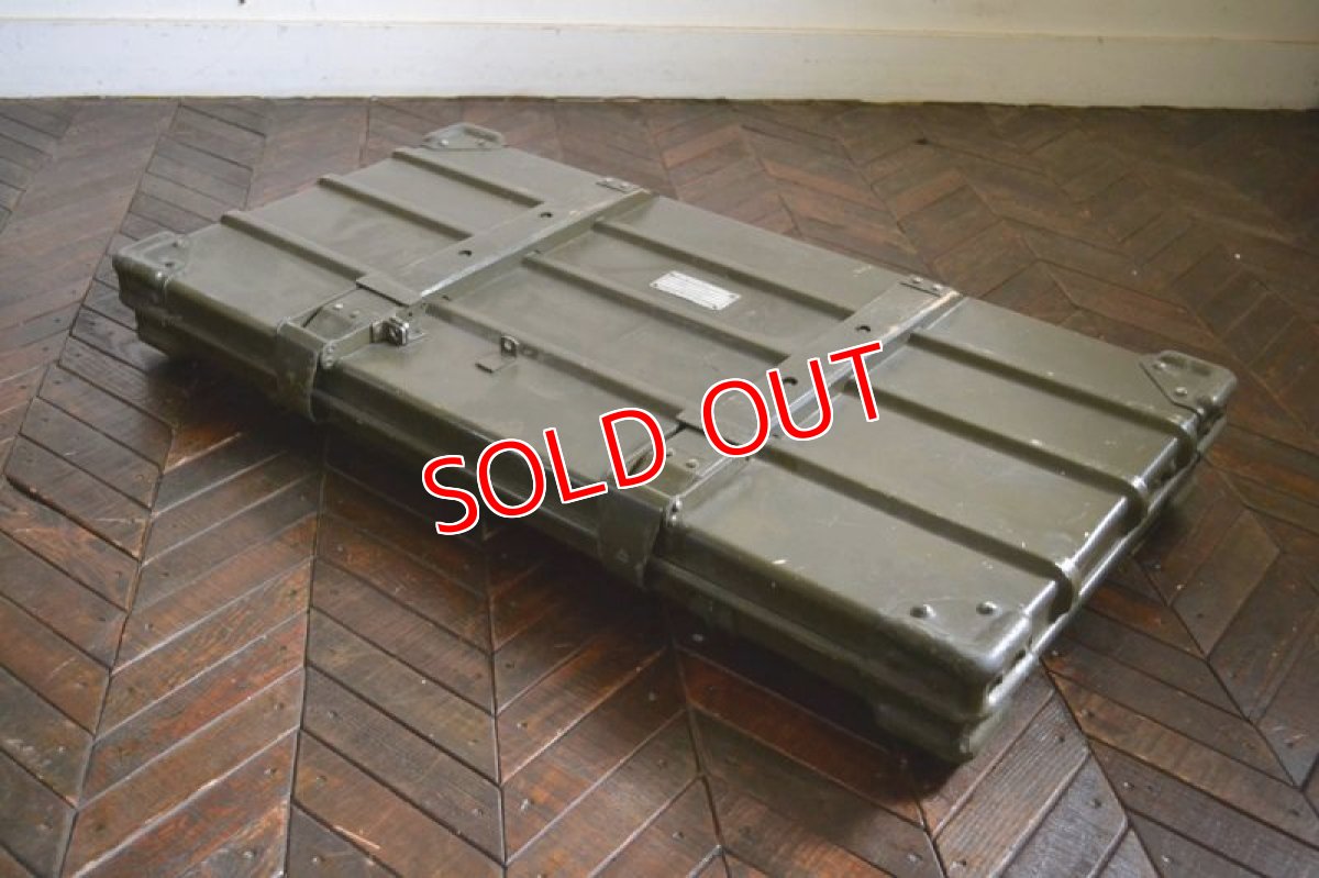 画像8: ドイツZARGES社イギリス軍折り畳みアルミコンテナ (8)