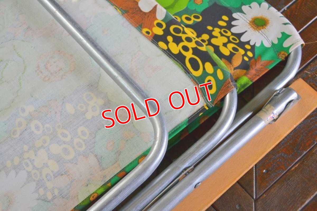 画像10: UK70sピクニックチェア/レトロフラワーグリーン (10)