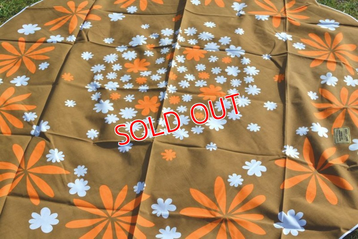 画像4: 80ｓレトロフラワーラウンドテーブルクロス (4)