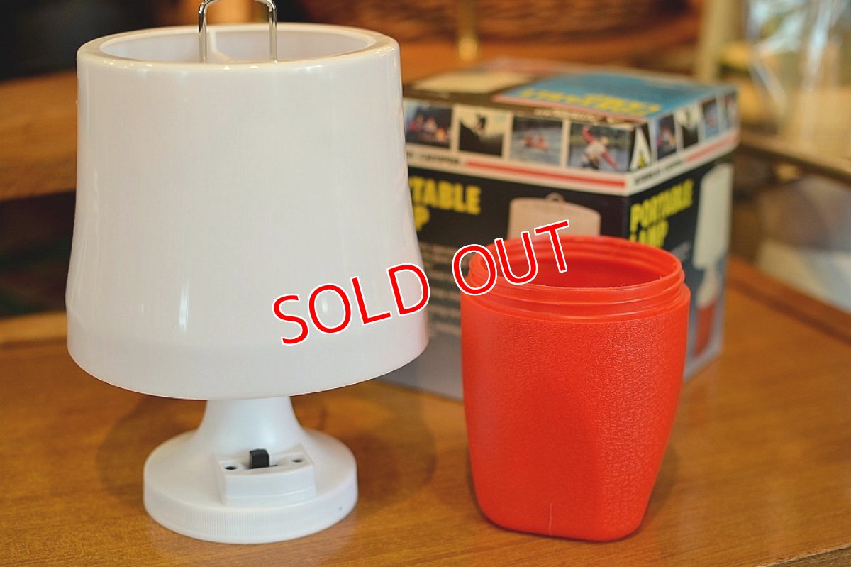画像4: 70sアメリカンキャンパー ポータブルテーブルランプ/オレンジ (4)