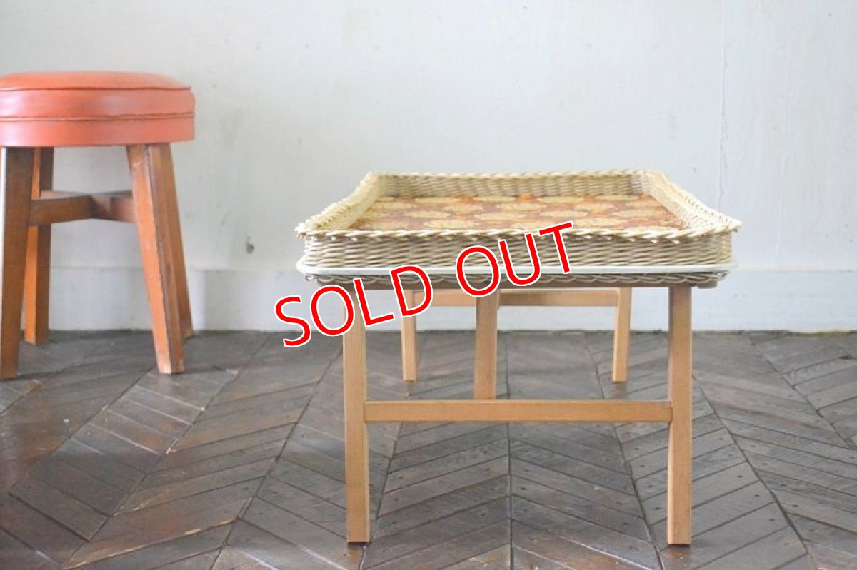 画像3: 70sレトロフラワートレーテーブル (3)