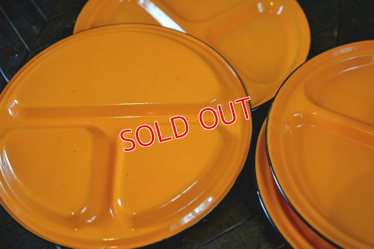 画像2: ＵＳヴィンテージ・スリーコンパートメントホーロープレート/オレンジ (2)