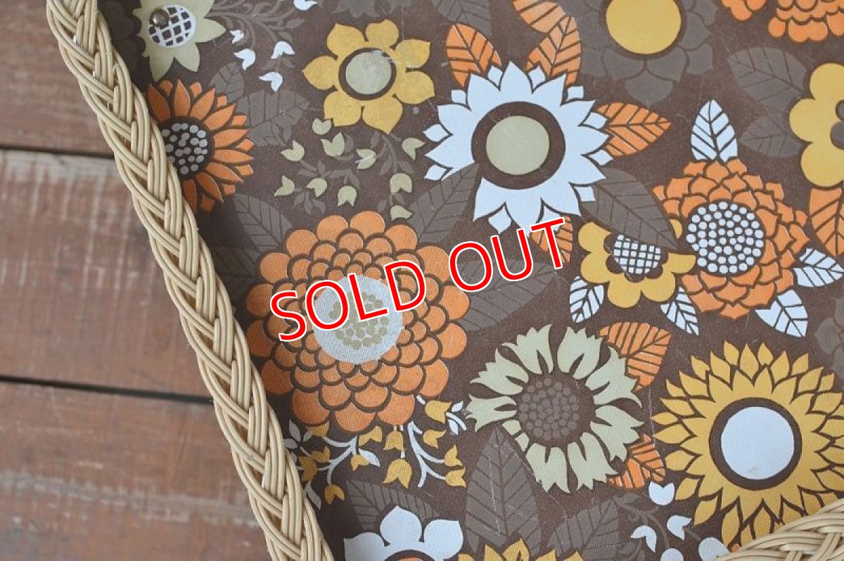 画像3: 70sレトロフラワートレーテーブル (3)