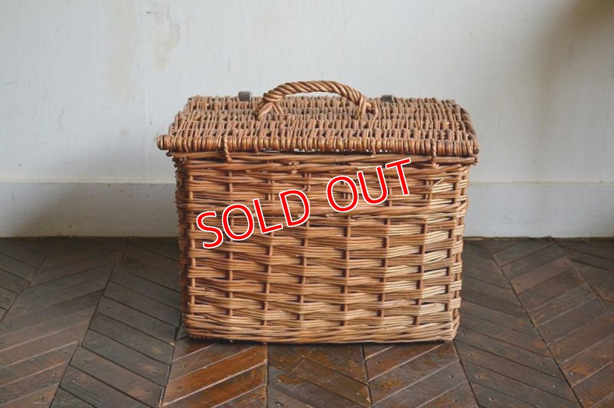 画像4: イギリス・ヴィンテージ  ピクニックバスケット/キューブ型 (4)