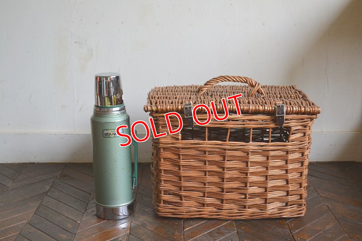 画像11: イギリス・ヴィンテージ  ピクニックバスケット/キューブ型 (11)