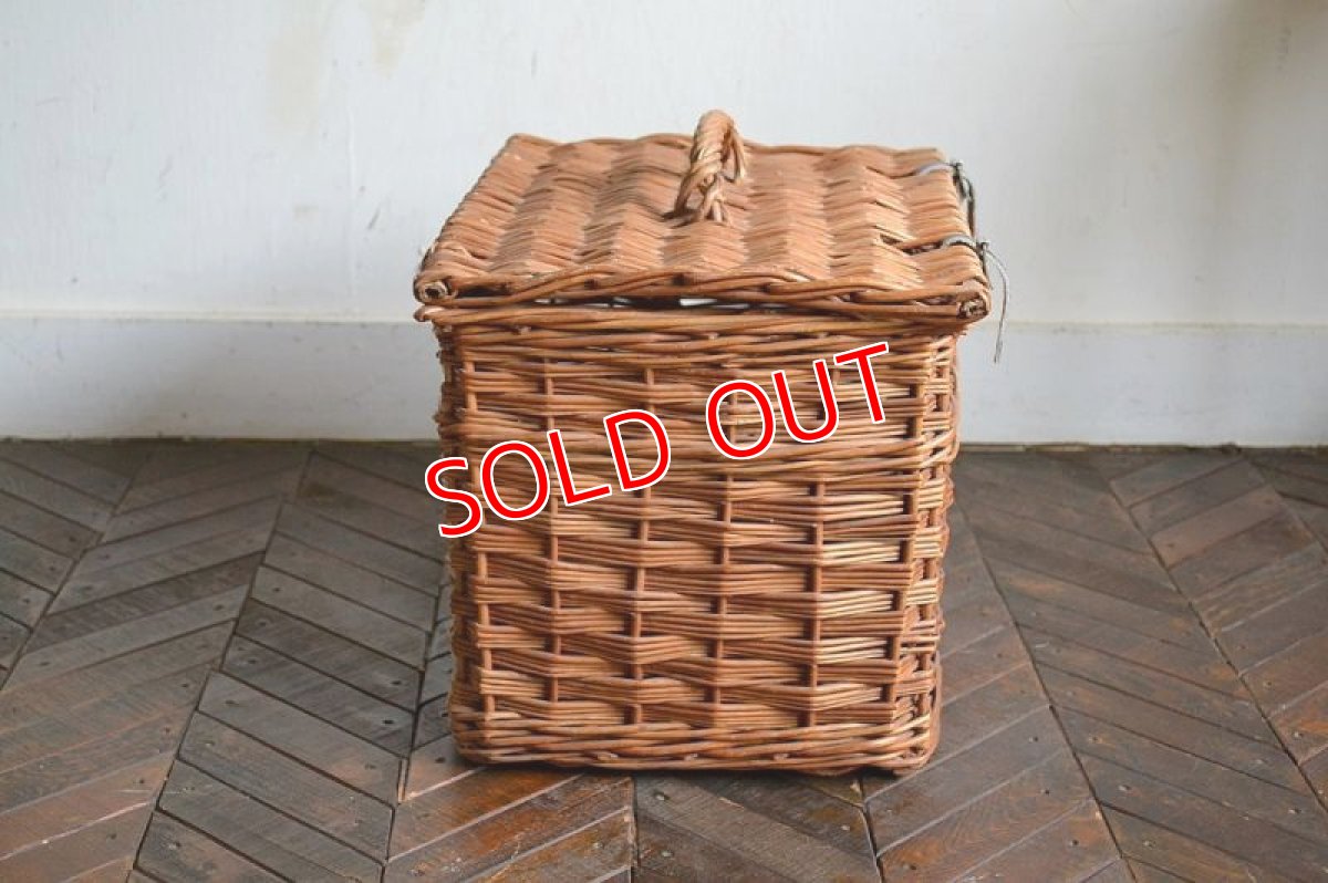 画像3: イギリス・ヴィンテージ  ピクニックバスケット/キューブ型 (3)