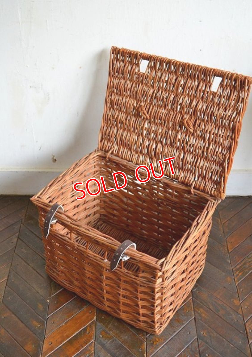 画像8: イギリス・ヴィンテージ  ピクニックバスケット/キューブ型 (8)