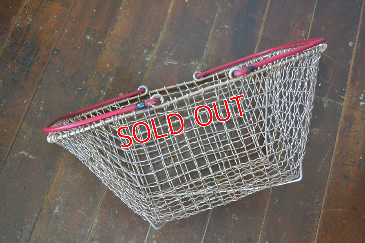 画像4: イギリス・ヴィンテージ  ワイヤーショッピングバスケット (4)