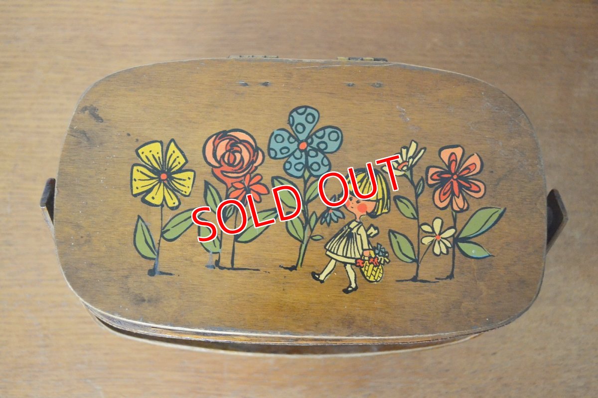 画像2: US70sカロナンバスケット レトロフラワー＆少女 (2)