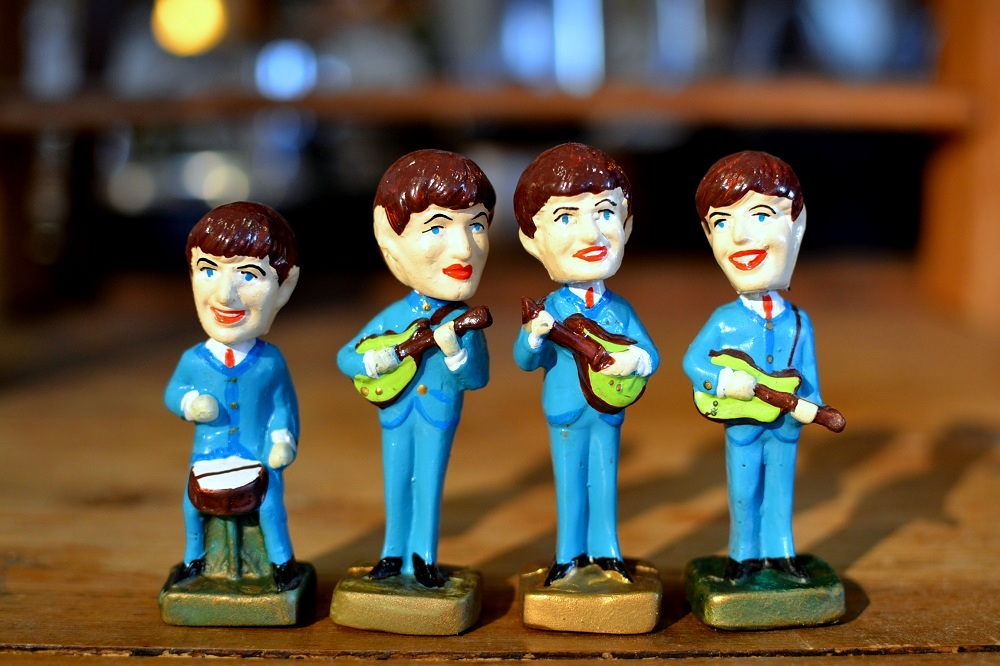 画像1: THE Beatlesビートルズ首振り人形セット (1)